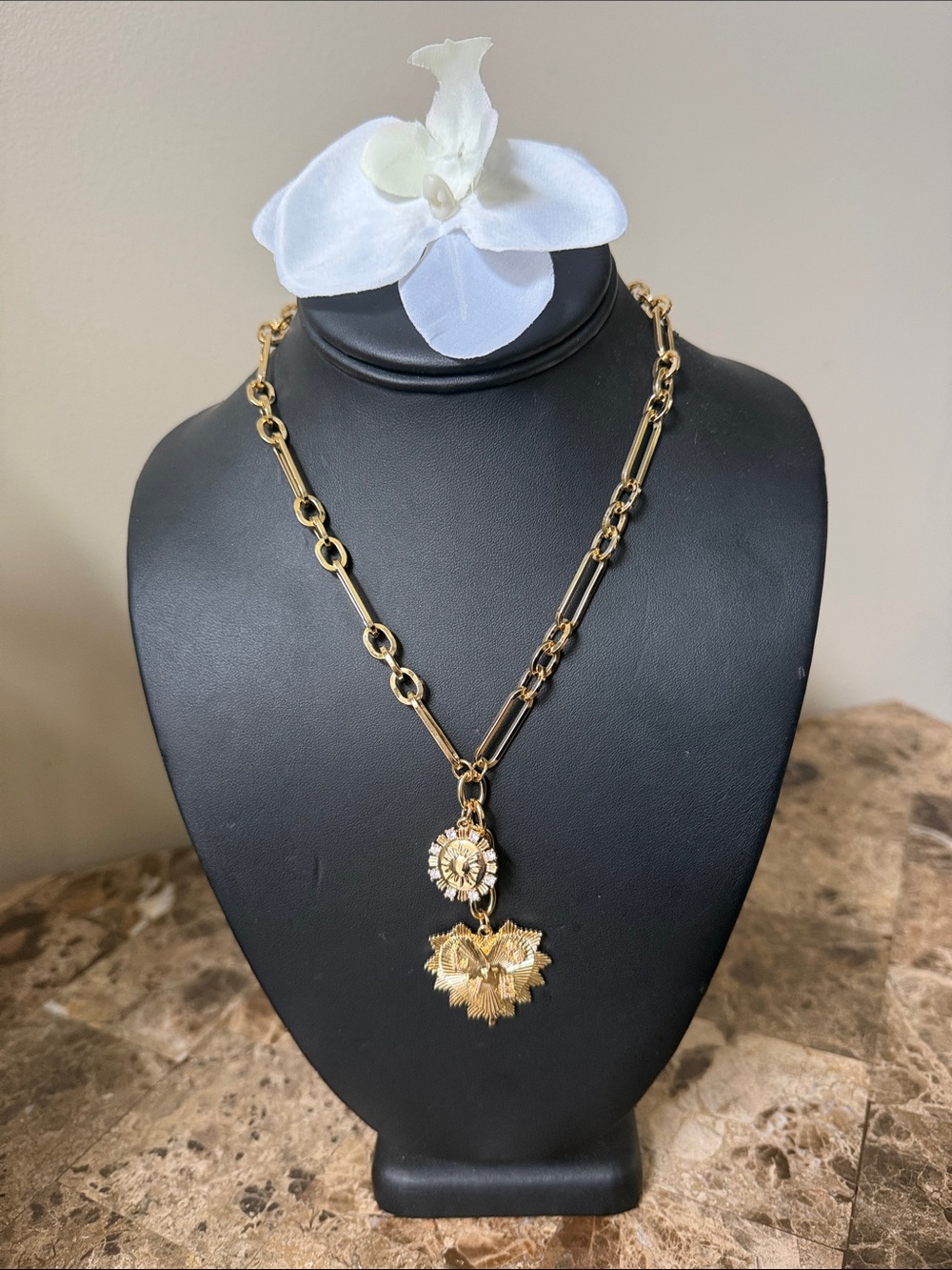 New Gold-tone Love Heart Pendant Paperclip Necklace